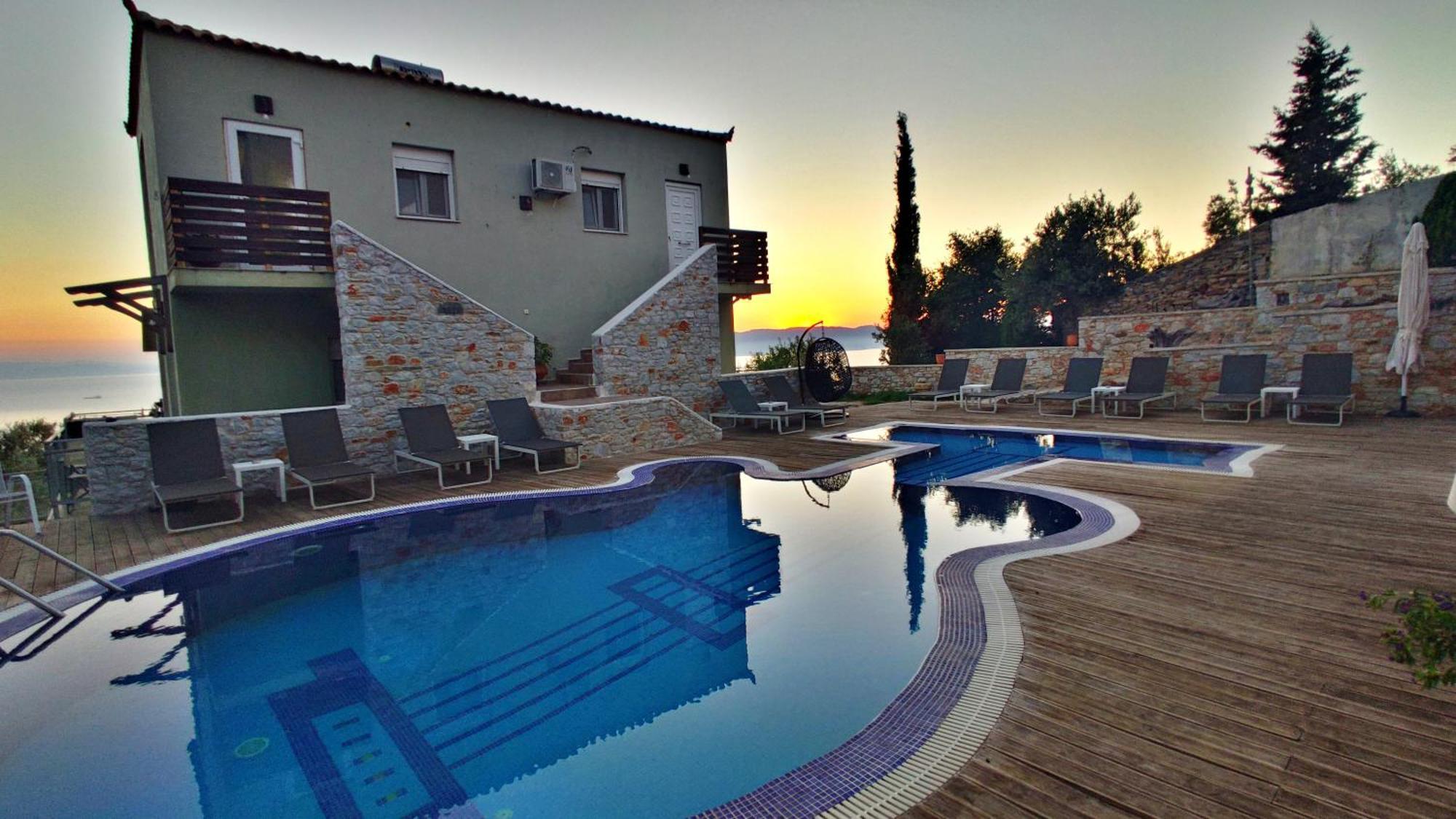 Axion Esti Apartments Skopelos Eksteriør billede