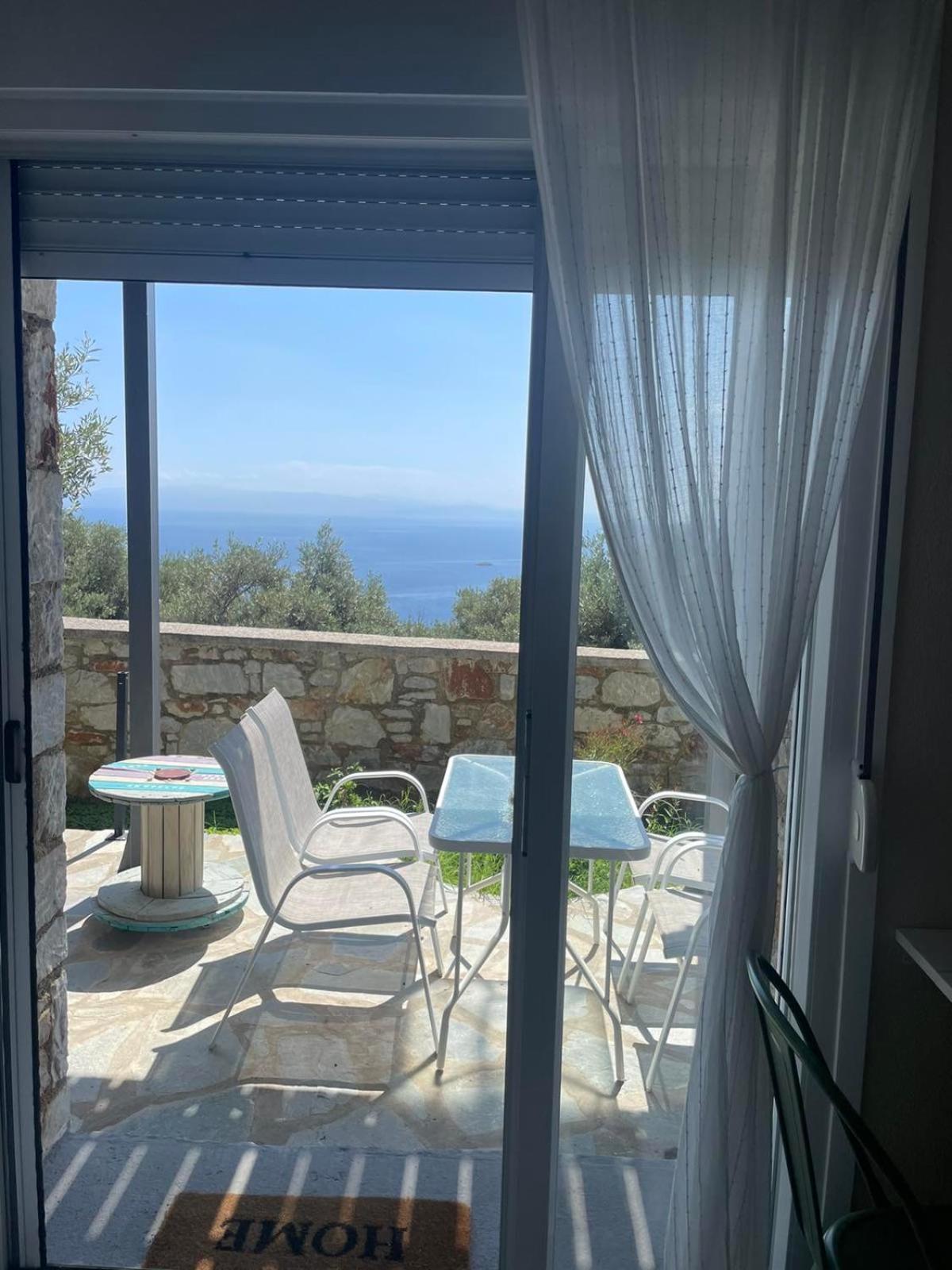 Axion Esti Apartments Skopelos Eksteriør billede