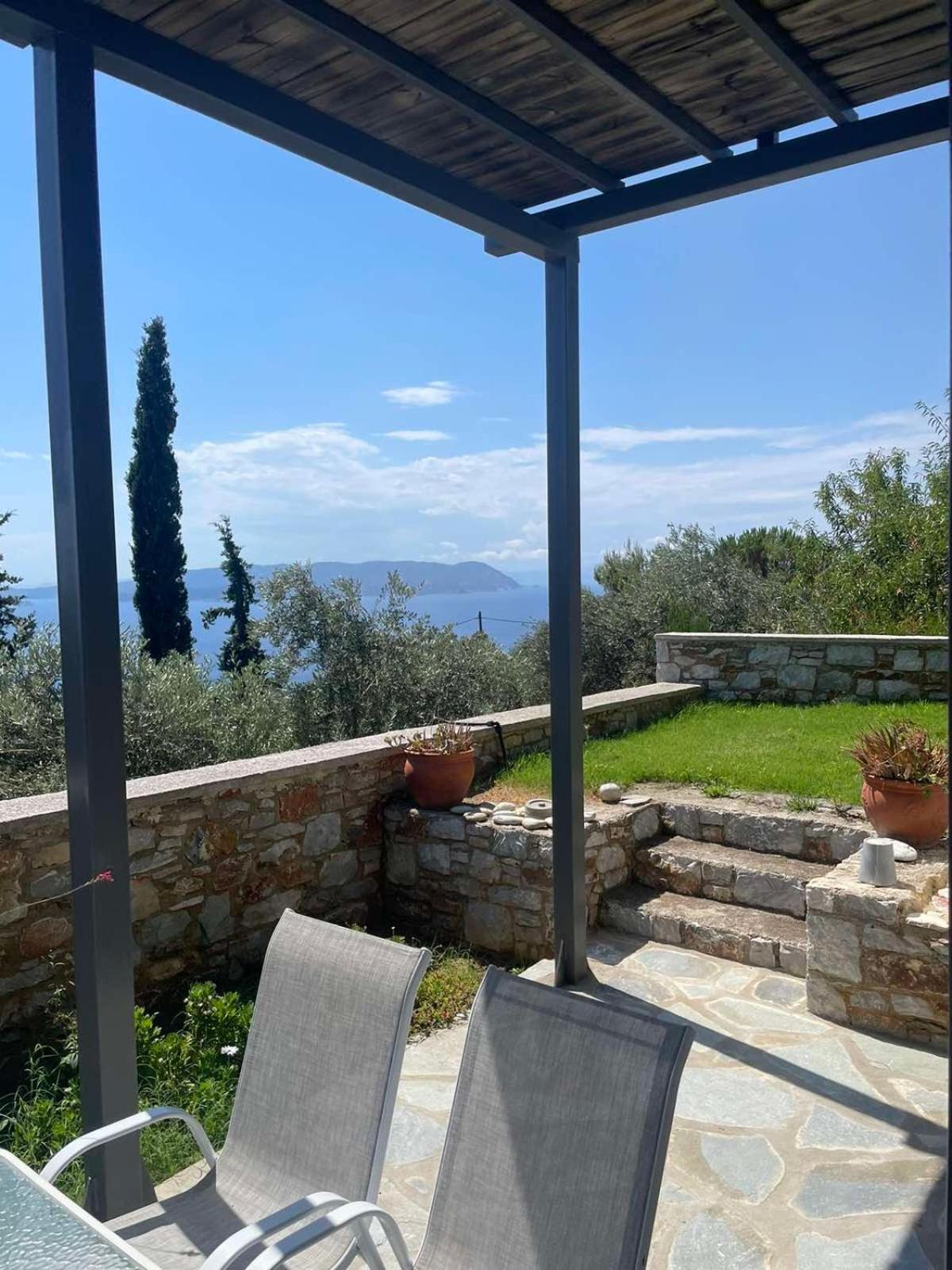 Axion Esti Apartments Skopelos Eksteriør billede