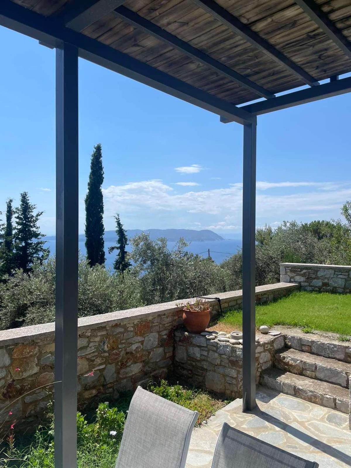 Axion Esti Apartments Skopelos Eksteriør billede
