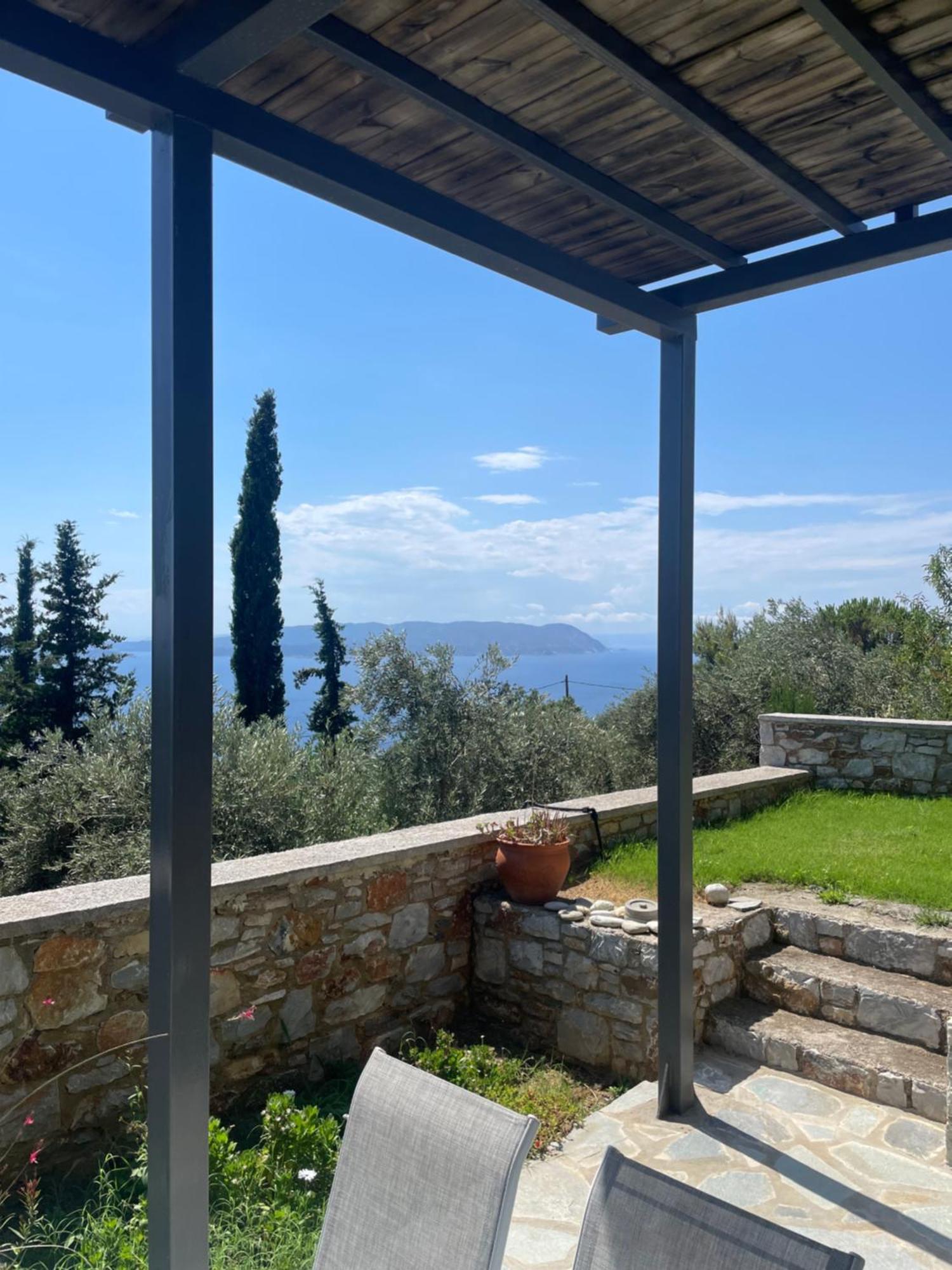 Axion Esti Apartments Skopelos Eksteriør billede